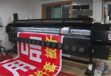 彭州喷绘广告分辨率是多少？